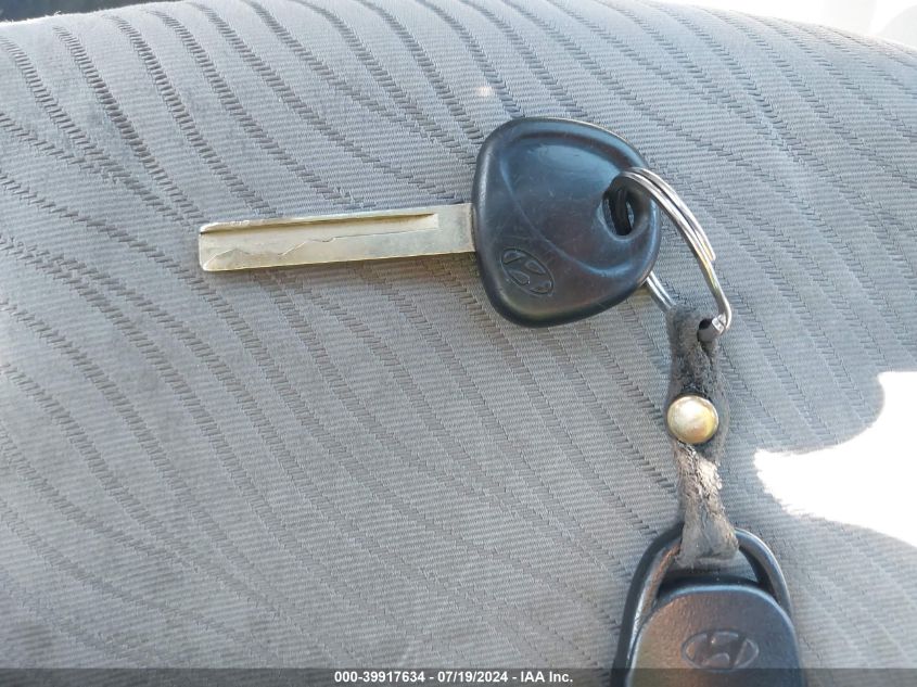 2013 Hyundai Accent Gls/Se VIN: KMHCU4AE8DU475635 Lot: 39917634