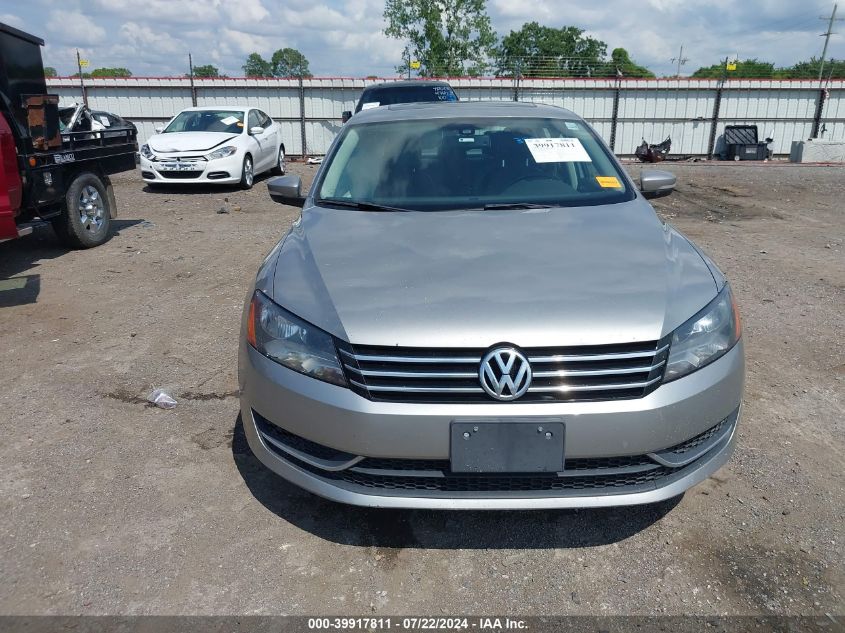 1VWBP7A32DC137688 2013 Volkswagen Passat 2.5L Se