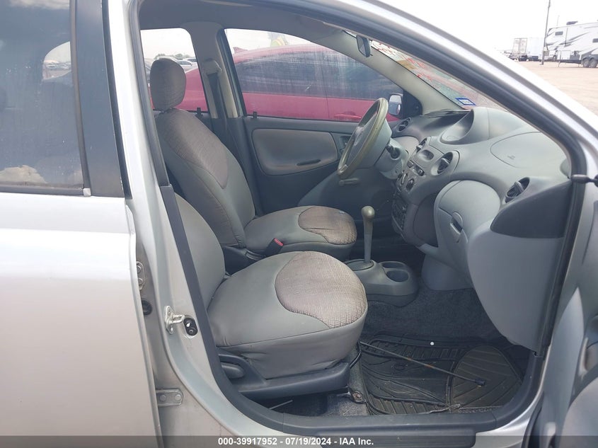 2000 Toyota Echo VIN: JTDBT1238Y0010722 Lot: 39917952