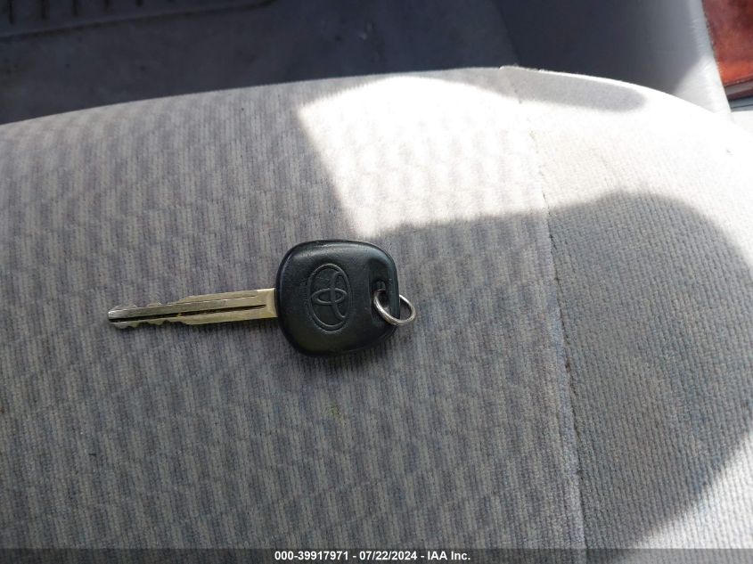 2005 Toyota Corolla Le VIN: 2T1BR30E65C383404 Lot: 39917971