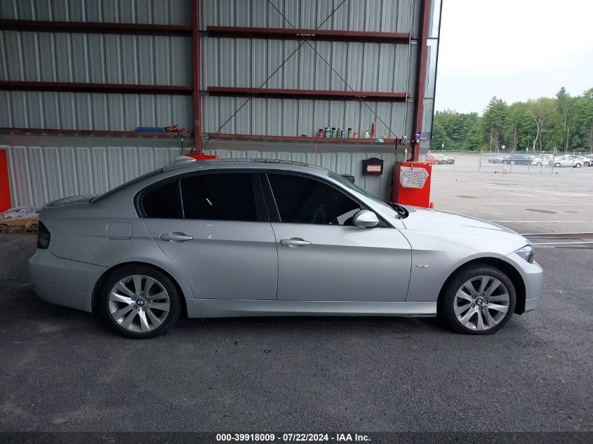 2007 BMW 328Xi VIN: WBAVC93557KX53494 Lot: 39918009