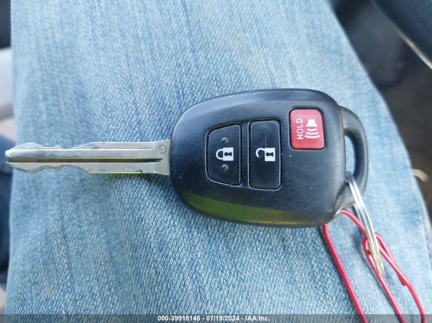 2012 Toyota Prius C VIN: JTDKDTB30C1504925 Lot: 39918145