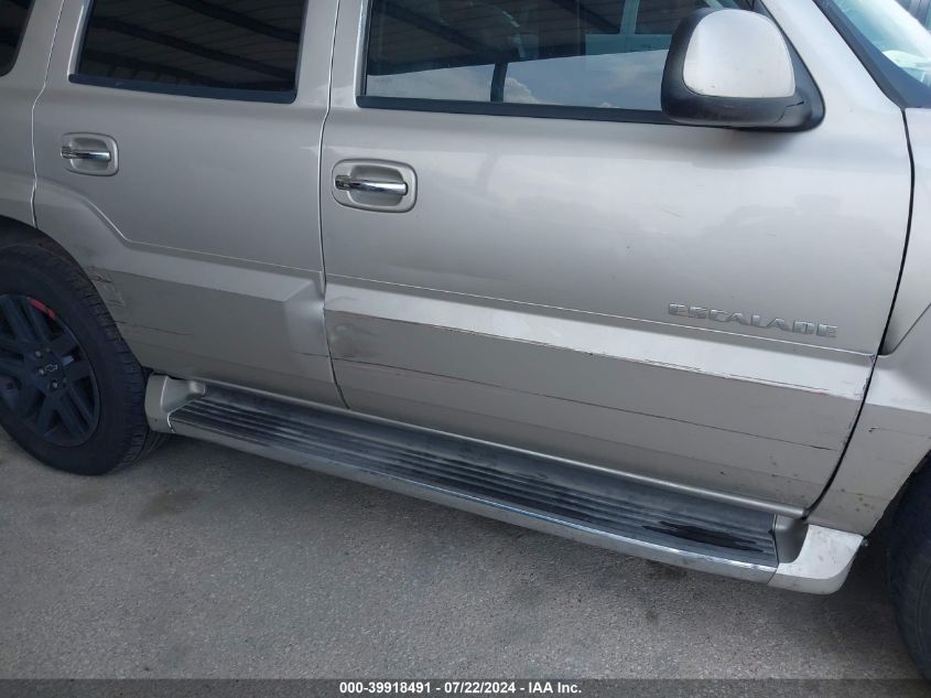 2004 Cadillac Escalade Standard VIN: 1GYEK63N34R279563 Lot: 39918491