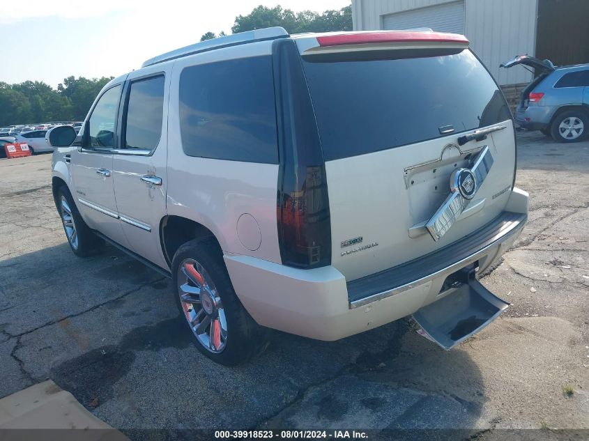 2011 Cadillac Escalade Platinum Edition VIN: 1GYS4DEF2BR113717 Lot: 40714302