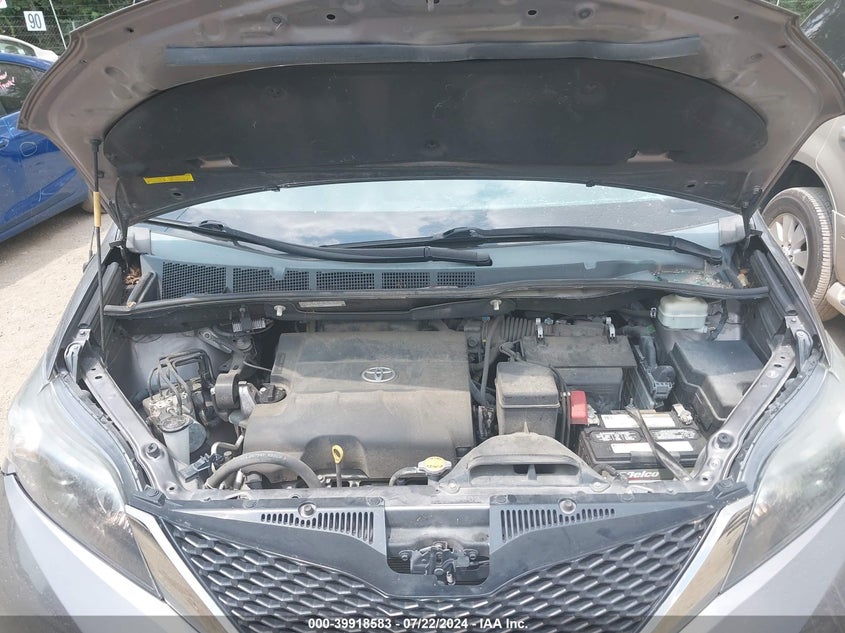 2014 Toyota Sienna Se 8 Passenger VIN: 5TDXK3DC1ES423124 Lot: 39918583