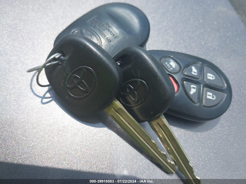 2014 Toyota Sienna Se 8 Passenger VIN: 5TDXK3DC1ES423124 Lot: 39918583