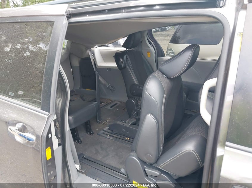 2014 Toyota Sienna Se 8 Passenger VIN: 5TDXK3DC1ES423124 Lot: 39918583