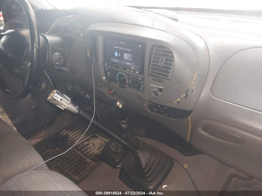 2000 Ford F-150 Lariat/Work Series/Xl/Xlt VIN: 1FTRX18W5YNB33479 Lot: 39918624