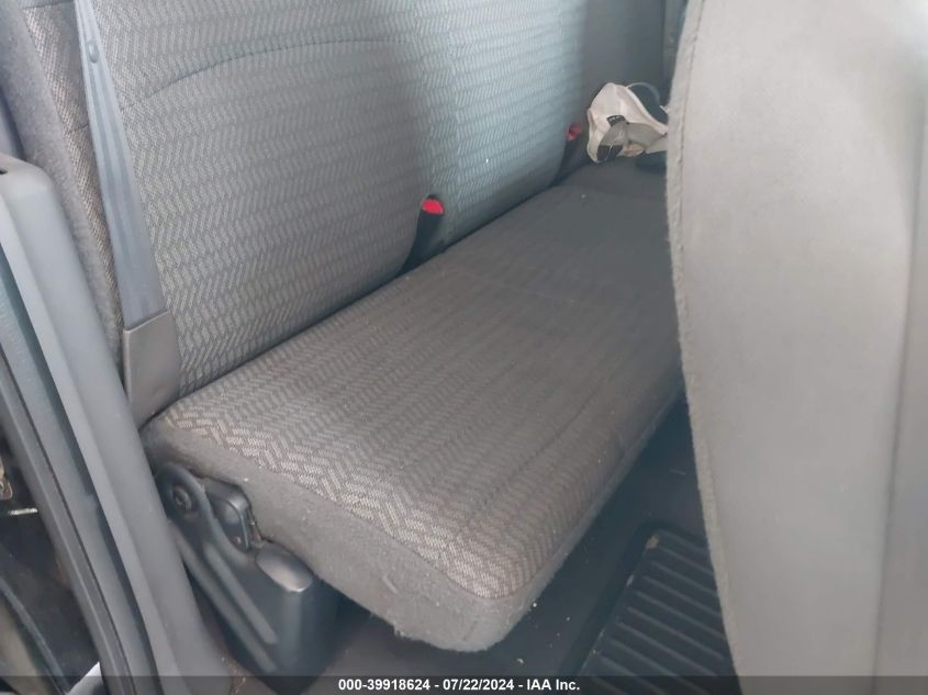 2000 Ford F-150 Lariat/Work Series/Xl/Xlt VIN: 1FTRX18W5YNB33479 Lot: 39918624