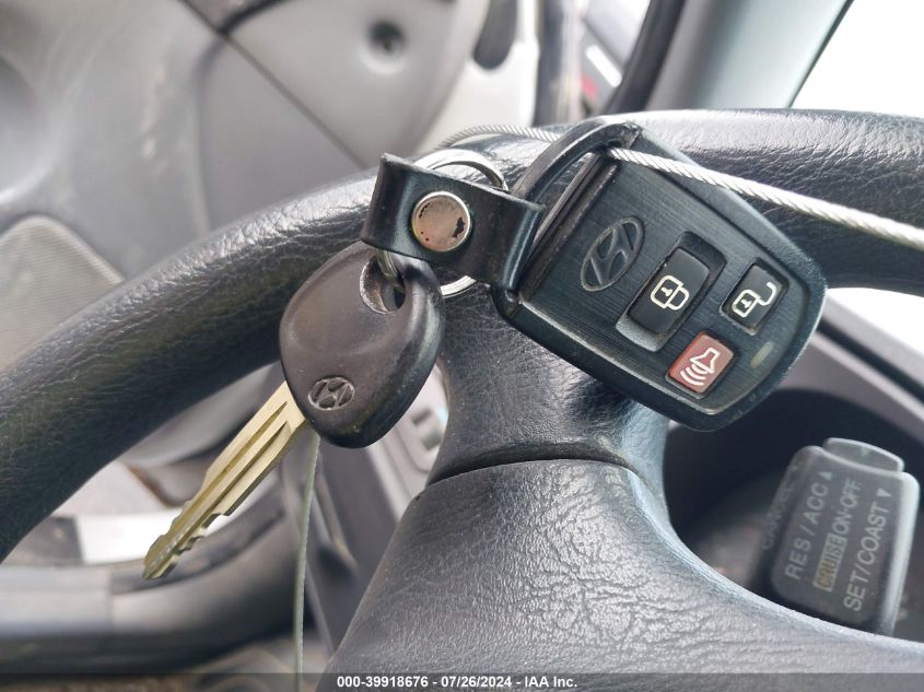 2005 Hyundai Elantra Gls/Gt VIN: KMHDN46D65U053804 Lot: 39918676