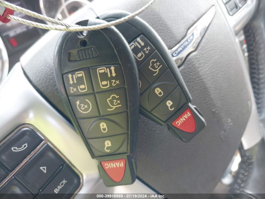 2014 Chrysler Town & Country Touring-L VIN: 2C4RC1CG8ER200215 Lot: 39918959