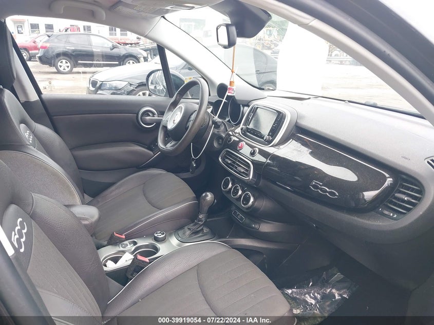 2016 Fiat 500X Lounge VIN: ZFBCFXDT5GP348213 Lot: 39919054