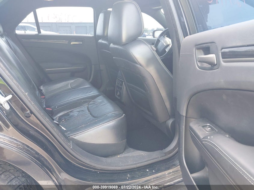 2013 CHRYSLER 300C JOHN VARVATOS LIMITED EDITION - 2C3CCADT2DH693657