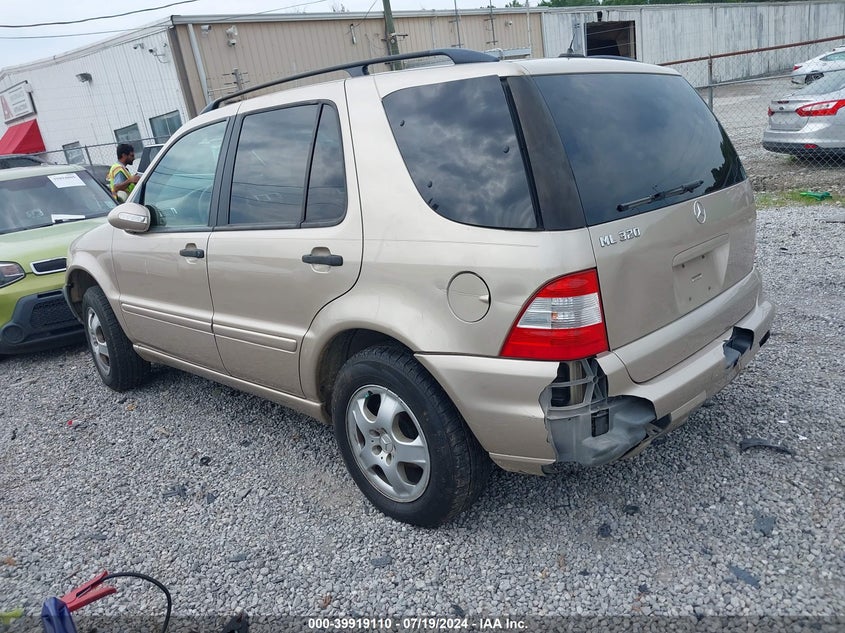 2002 Mercedes-Benz Ml 320 VIN: 4JGAB54E72A323794 Lot: 39919110