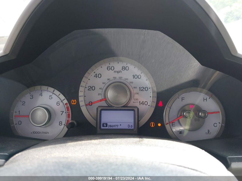 2011 Honda Pilot Exln VIN: 5FNYF3H70BB030639 Lot: 39919194