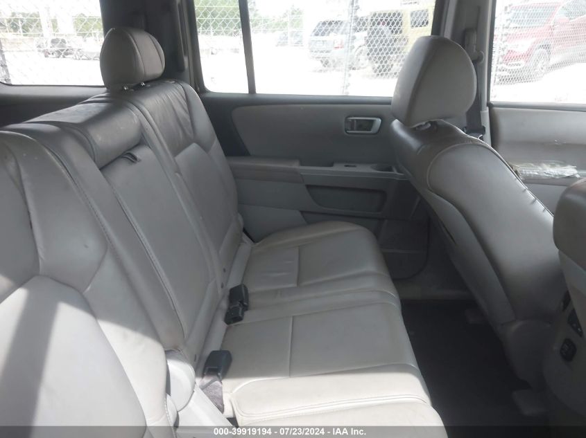 2011 Honda Pilot Exln VIN: 5FNYF3H70BB030639 Lot: 39919194