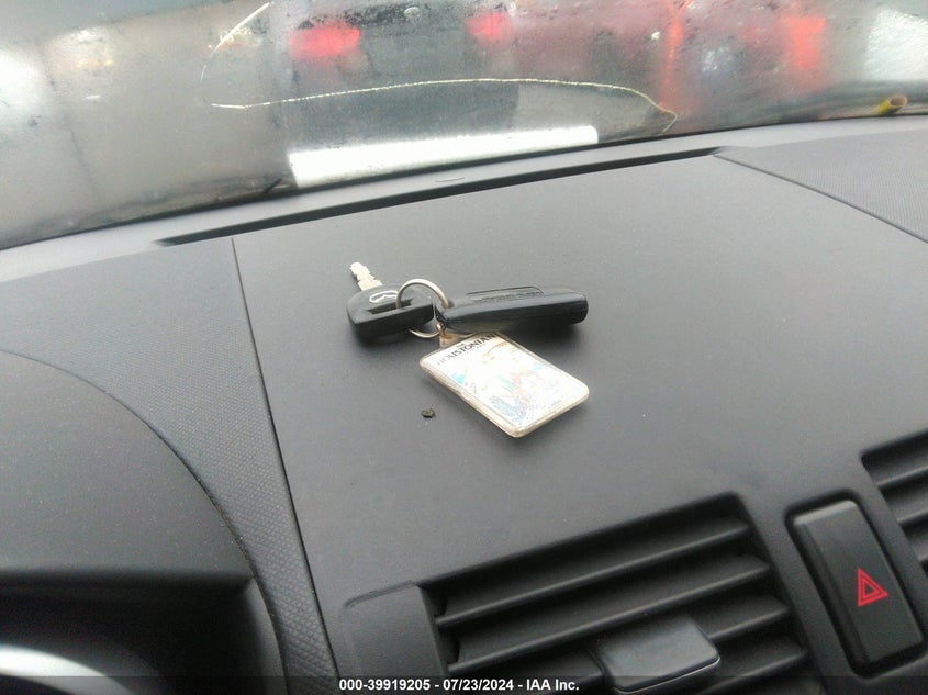 2008 Mazda 3 S VIN: JM1BK324181813129 Lot: 39919205