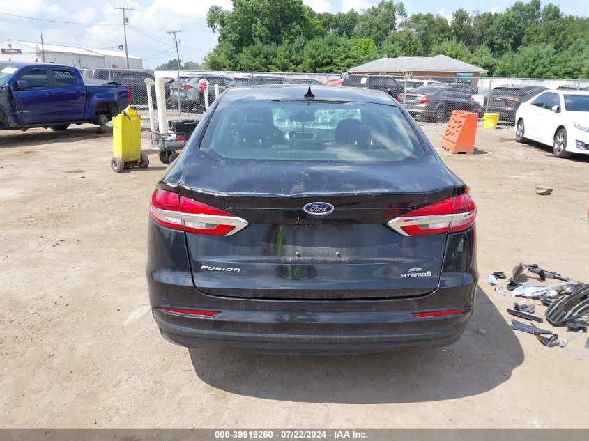 2019 Ford Fusion Hybrid Se VIN: 3FA6P0LU0KR180495 Lot: 39919260