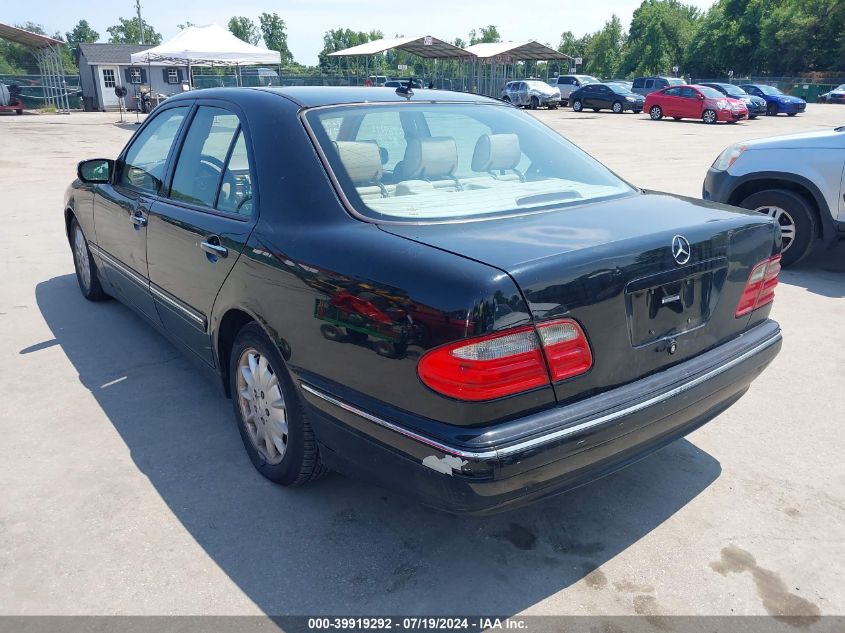 WDBJF65J5YA978053 | 2000 MERCEDES-BENZ E 320