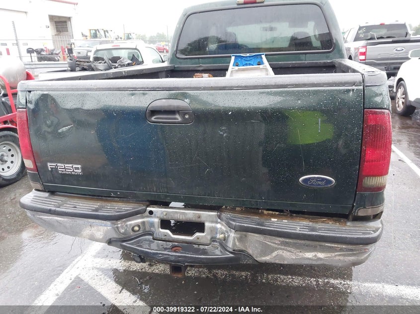 2003 Ford F-250 Lariat/Xl/Xlt VIN: 1FTNW21FX3EA73273 Lot: 39919322