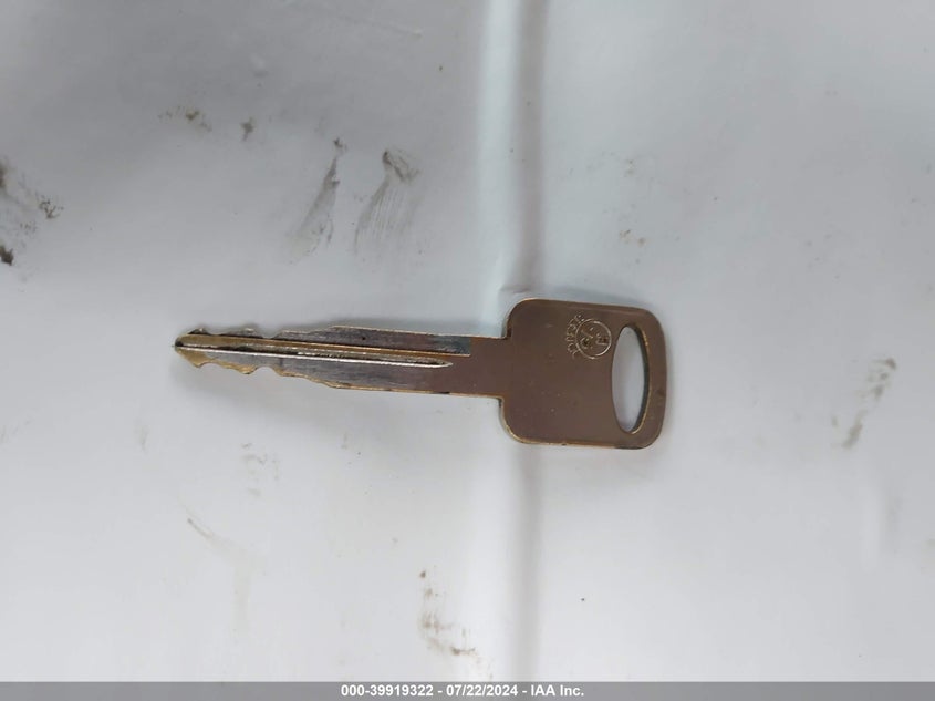 2003 Ford F-250 Lariat/Xl/Xlt VIN: 1FTNW21FX3EA73273 Lot: 39919322