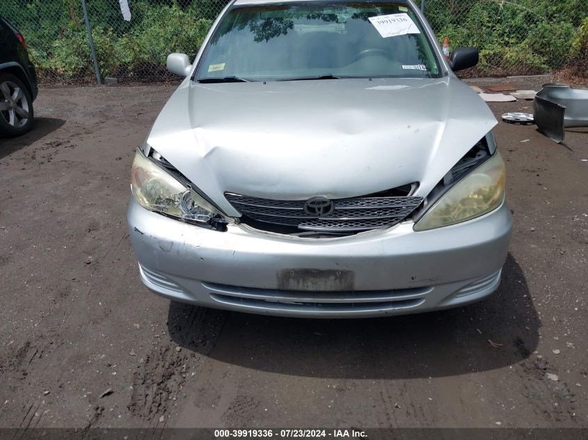 2004 Toyota Camry Le VIN: 4T1BE32K84U915960 Lot: 39919336