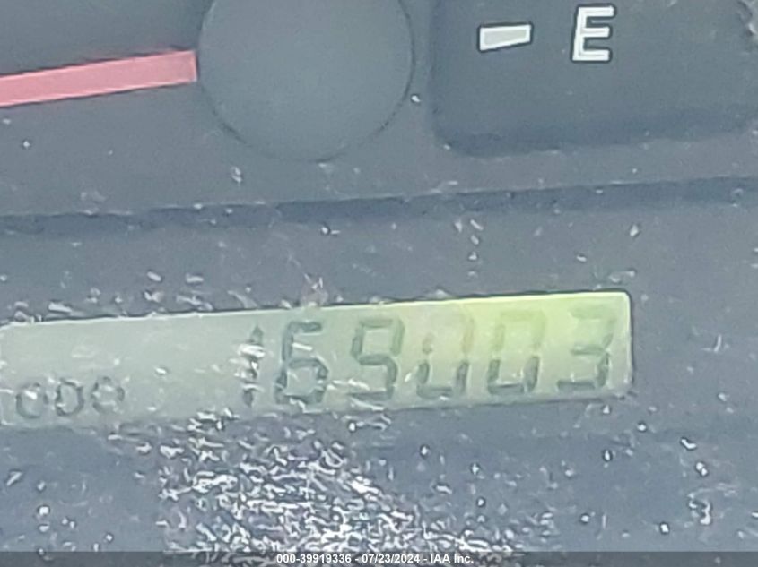 2004 Toyota Camry Le VIN: 4T1BE32K84U915960 Lot: 39919336