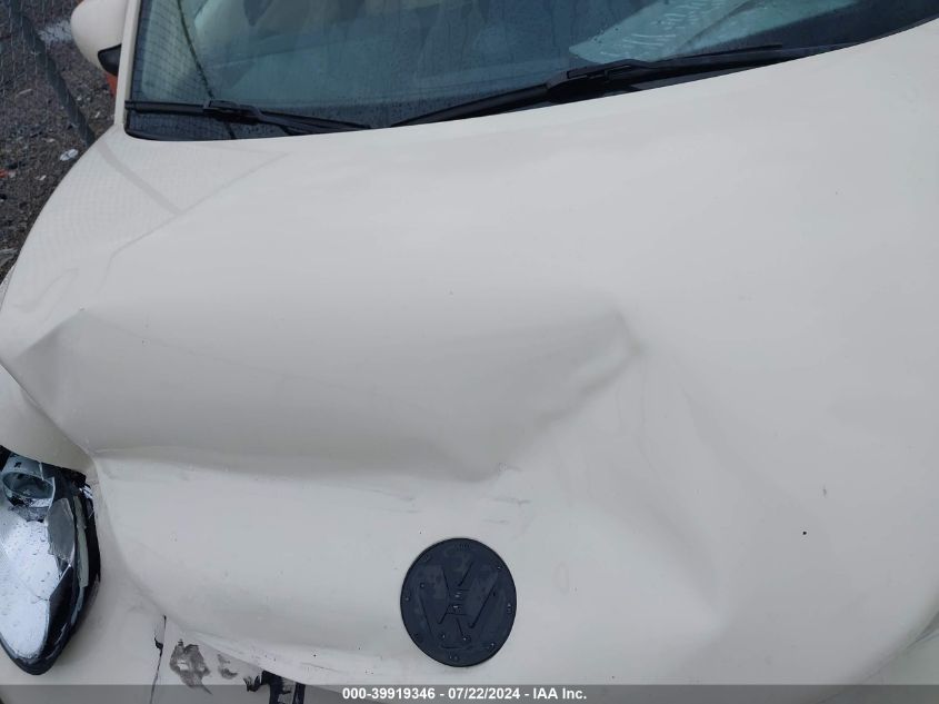 2009 Volkswagen New Beetle 2.5L VIN: 3VWRF31YX9M405513 Lot: 39919346