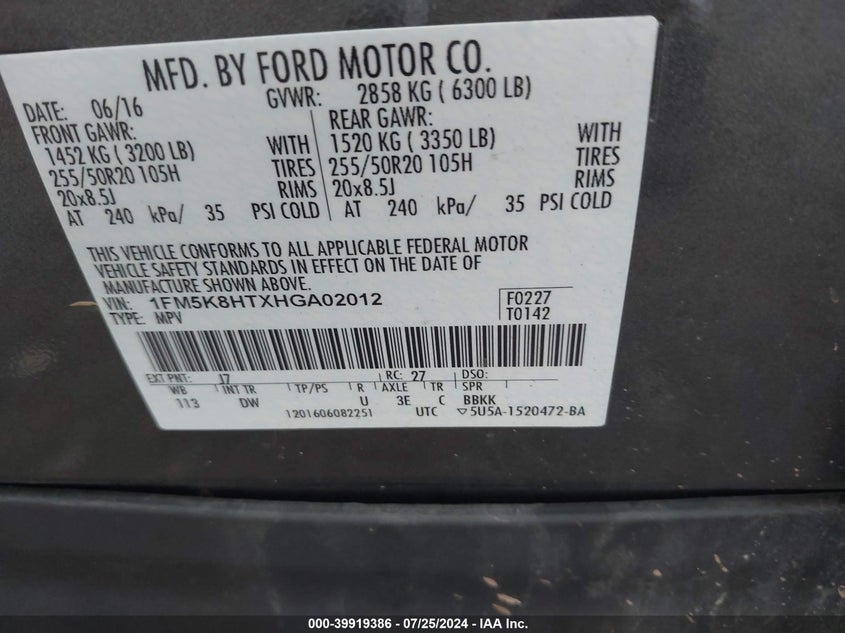 VIN 1FM5K8HTXHGA02012 2017 FORD EXPLORER PLATINUM