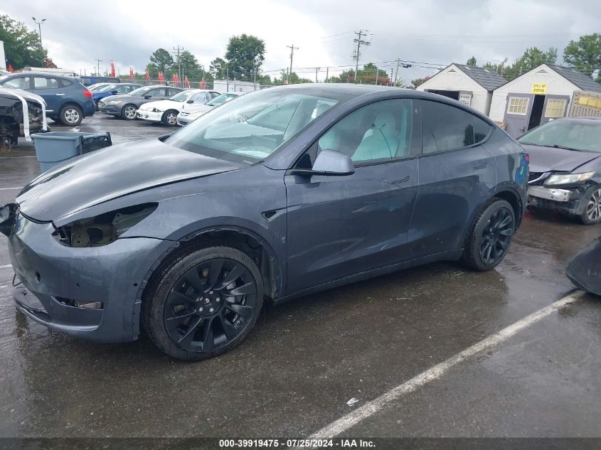 5YJYGDEE3MF267845 2021 TESLA MODEL Y - Image 2