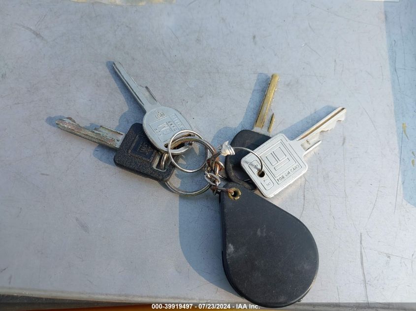 1989 Chevrolet Gmt-400 K1500 VIN: 1GCDK14K0KZ100885 Lot: 39919497