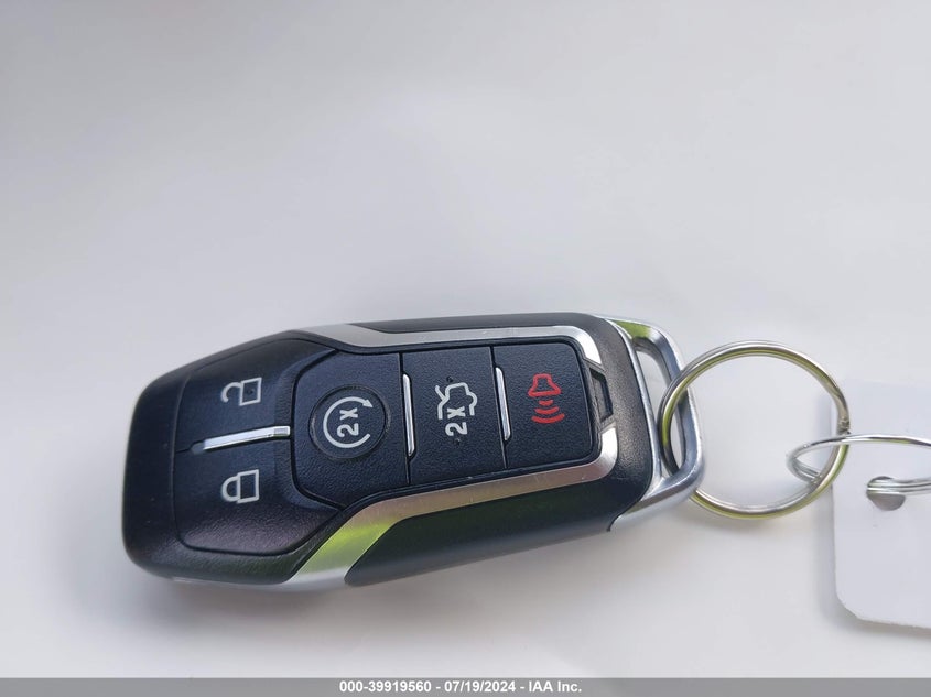 2015 Ford Edge Titanium VIN: 2FMPK4K97FBB80317 Lot: 39919560