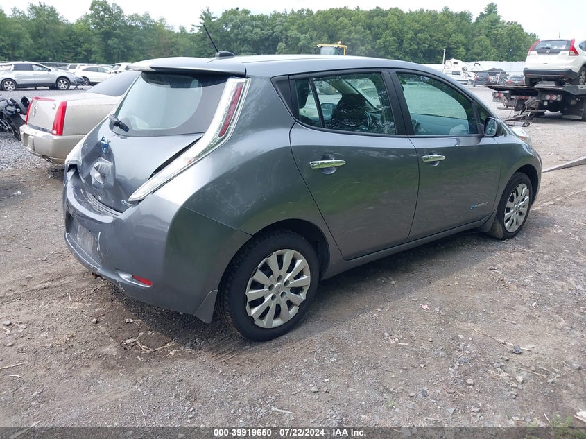 2015 Nissan Leaf S VIN: 1N4AZ0CP4FC326030 Lot: 39919650
