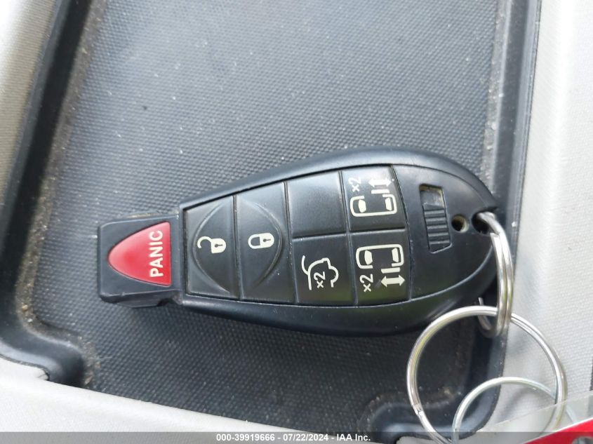 2012 Chrysler Town & Country Touring VIN: 2C4RC1BGXCR207892 Lot: 39919666