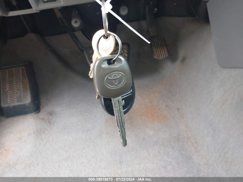 2010 Toyota Tacoma Prerunner V6 VIN: 5TEJU4GN5AZ726018 Lot: 39919673