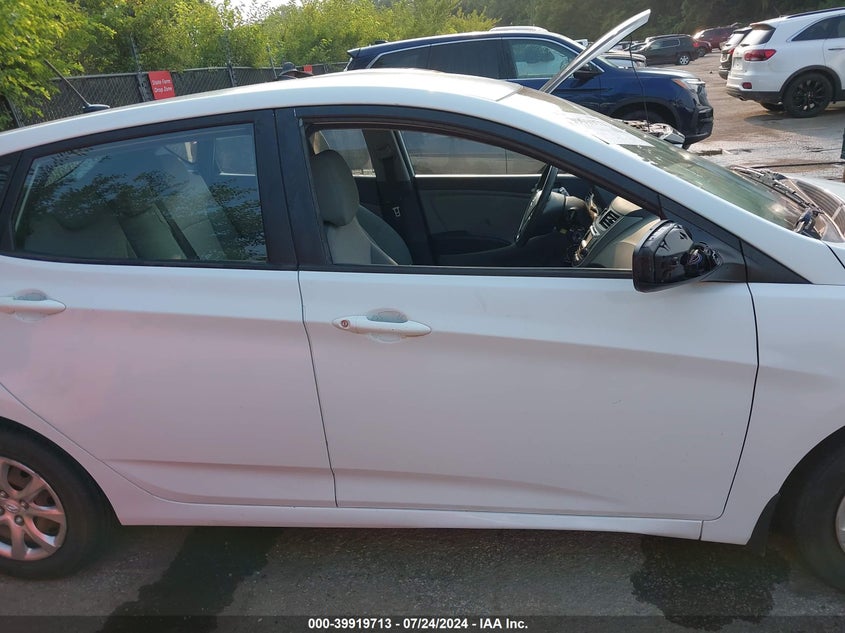 2012 Hyundai Accent Gs VIN: KMHCT5AEXCU058895 Lot: 39919713