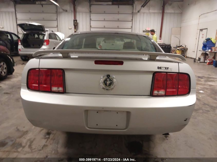 2006 Ford Mustang V6 VIN: 1ZVFT80N265117549 Lot: 39919714