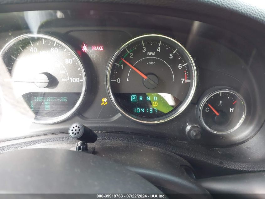 2013 Jeep Wrangler Unlimited Sport VIN: 1C4BJWDG8DL706363 Lot: 39919763