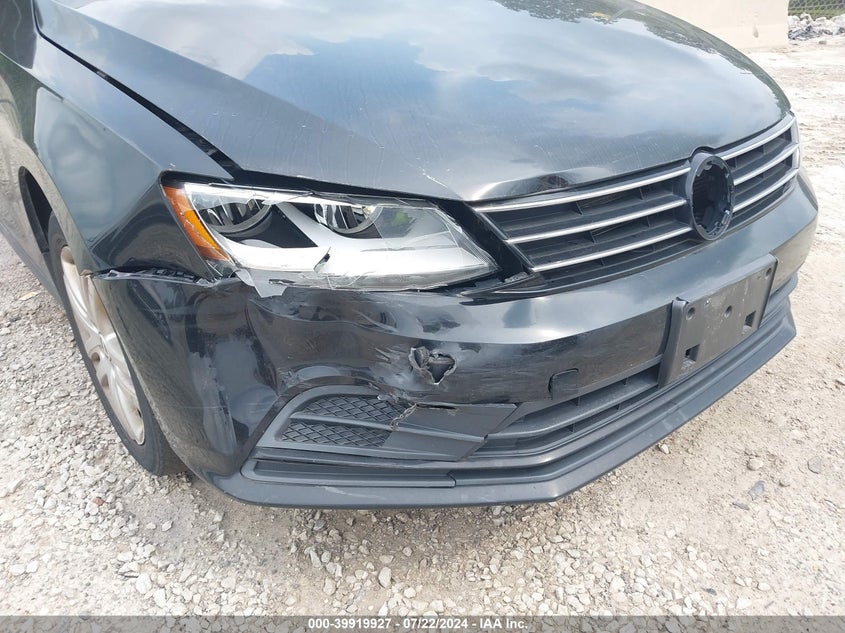 2015 VOLKSWAGEN JETTA 2.0L S - 3VW2K7AJ0FM253891