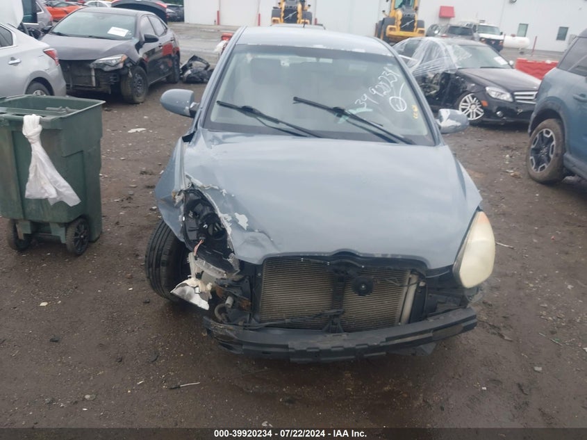 2009 Hyundai Accent Gls VIN: KMHCN46C89U333863 Lot: 39920234