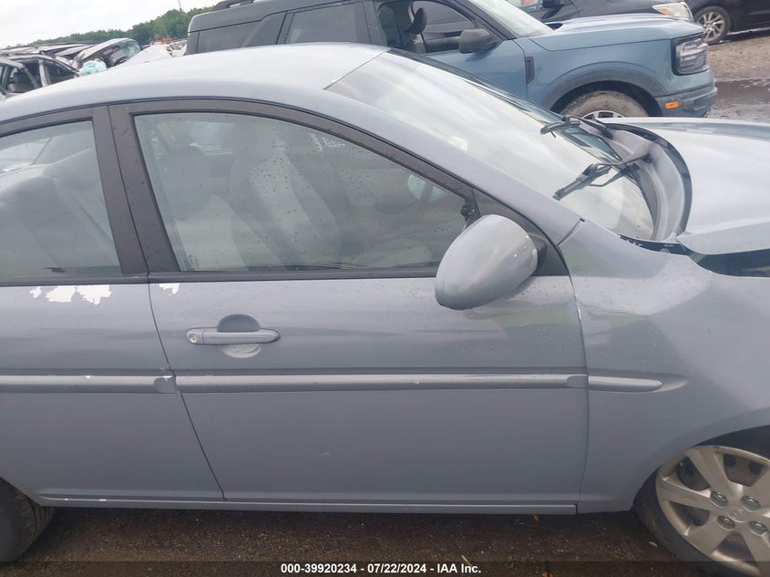 2009 Hyundai Accent Gls VIN: KMHCN46C89U333863 Lot: 39920234