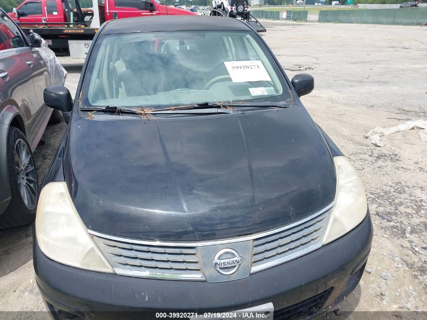 2009 Nissan Versa 1.8S VIN: 3N1BC13E99L454926 Lot: 39920271