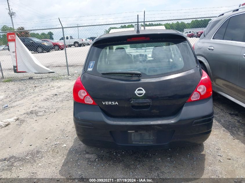 2009 Nissan Versa 1.8S VIN: 3N1BC13E99L454926 Lot: 39920271