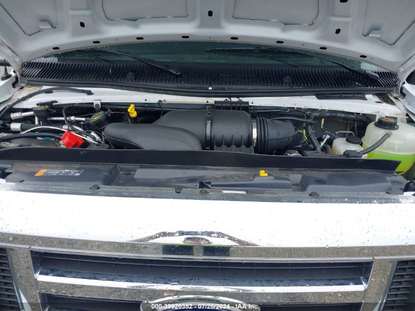 2019 Ford Econoline E450 Super Duty Cutaway V VIN: 1FDXE4FS4KDC04274 Lot: 39920352