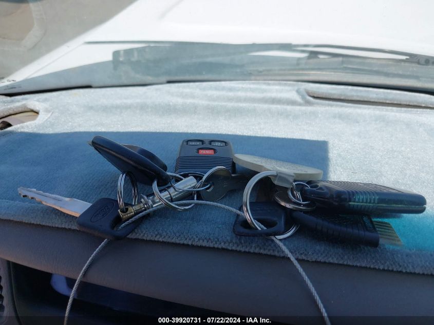 1997 Ford Explorer Eddie Bauer/Limited/Xl/Xlt VIN: 1FMDU32E2VUC21689 Lot: 39920731