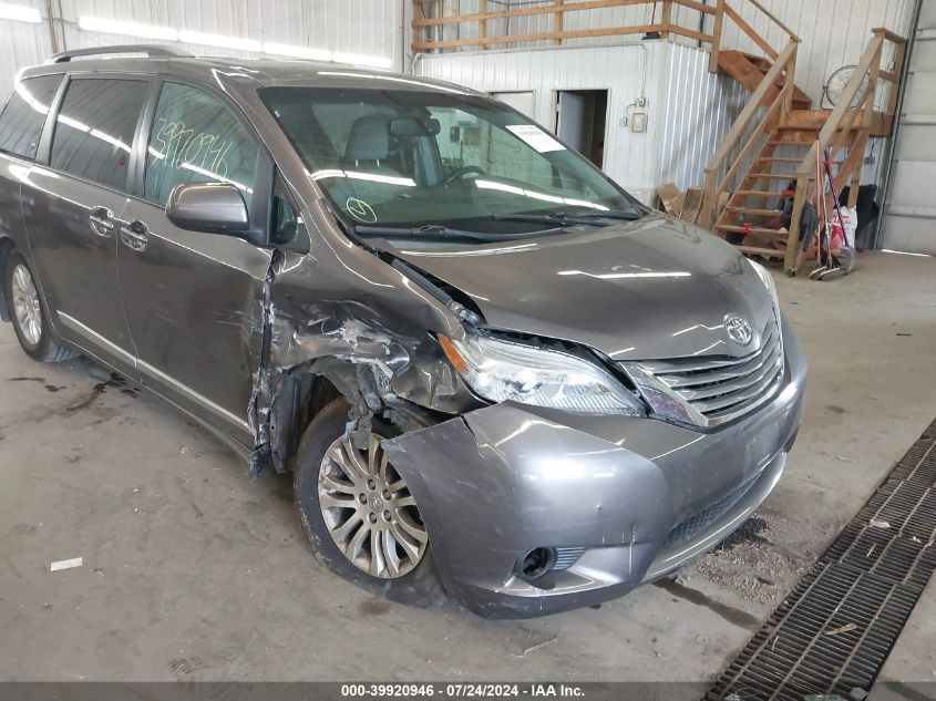 5TDYK3DC3FS647484 2015 Toyota Sienna Xle 8 Passenger