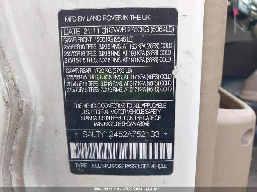 2002 Land Rover Discovery Series Ii Se VIN: SALTY12452A752133 Lot: 39921014
