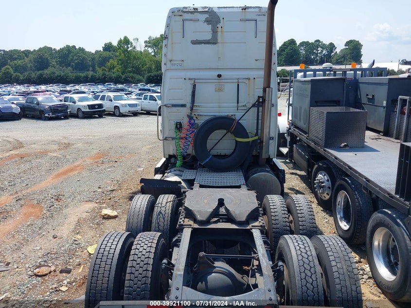 2015 Volvo Vn Vnl VIN: 4V4NC9EJ6FN182628 Lot: 39921100