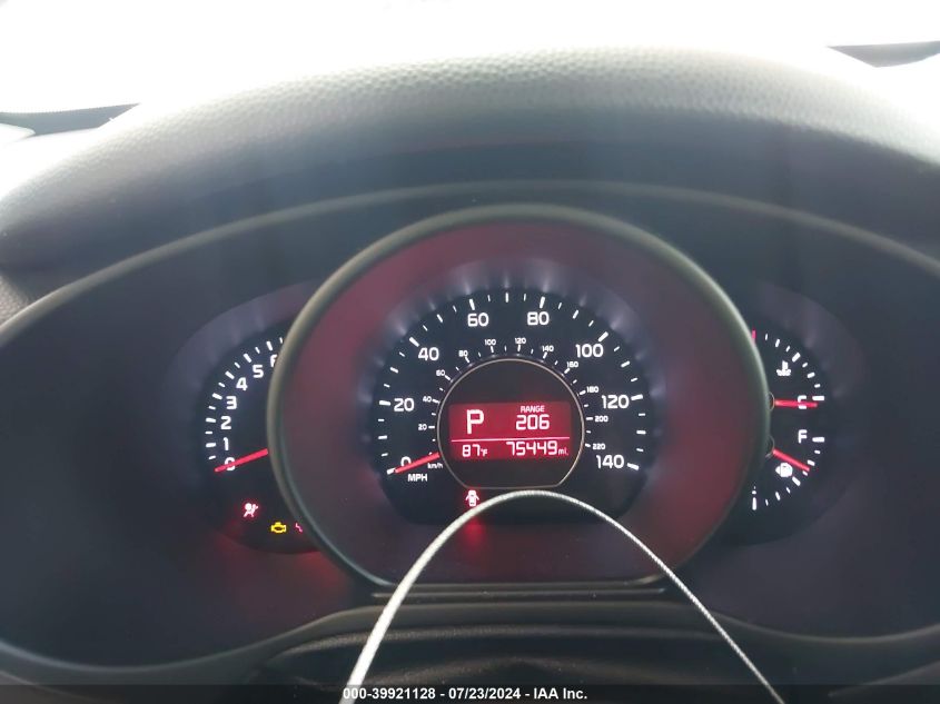 2018 Kia Soul VIN: KNDJN2A28J7527598 Lot: 39921128