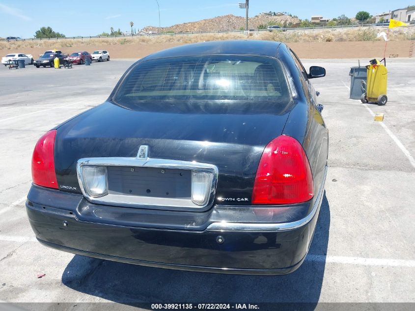 2005 Lincoln Town Car Signature VIN: 1LNHM81W25Y608504 Lot: 39921135